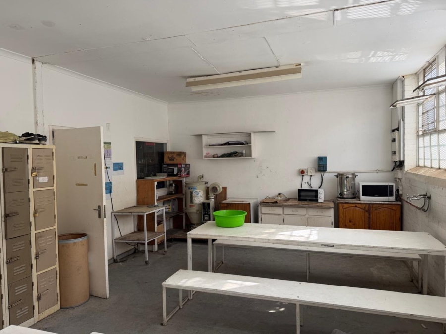 To Let Commercial Property for Rent in Gants Plaza Western Cape